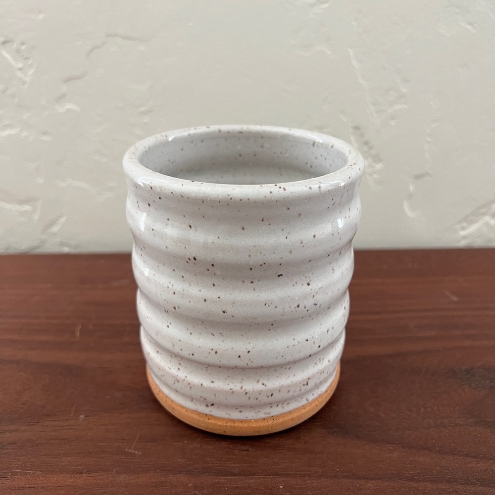 White speckled glaze ribbed stoneware cup vase mug handmade pottery raw clay